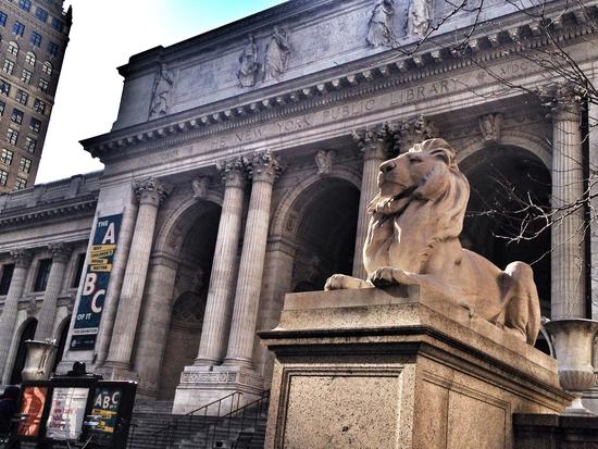 Löwe vor der New York Public Library